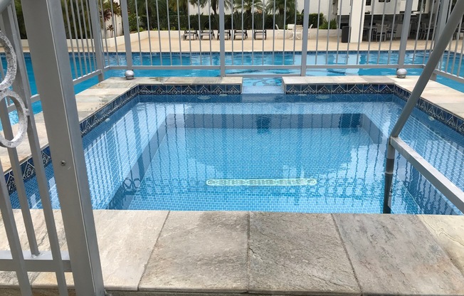 Esplanade 1 Bdrm., 2 bath, 2 pkg., Pool, BBQ, Tennis, Exercise Room, Jacuzzi, Large Recreation room with kitchen