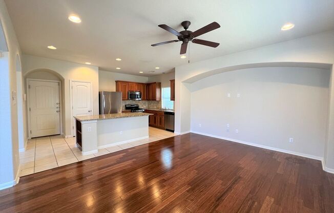 Paradiso Villas 2/2.5 Townhome with attached garage - Leander ISD