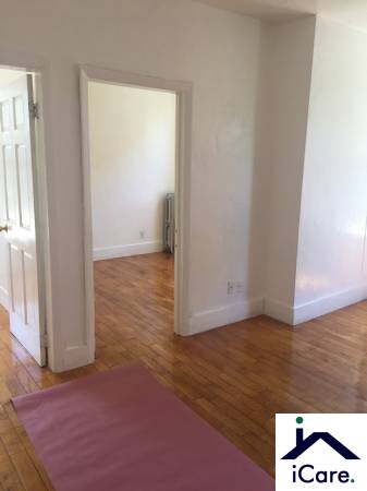 8 ADELLA PL