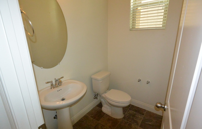 3 beds, 2.5 baths, $1,895