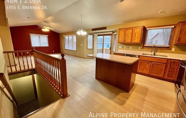 4904 E BRENNAN DR