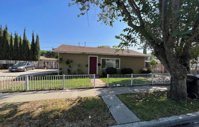 3 Bed 1 Bath House in Downtown Fullerton!