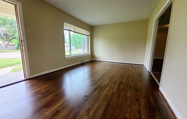Great 3/2 Single Family Home in East Dallas