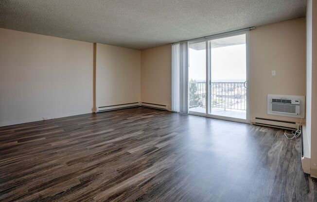 2 beds, 1 bath, 952 sqft, $1,395