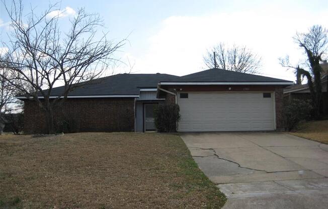 2301 FALL CT