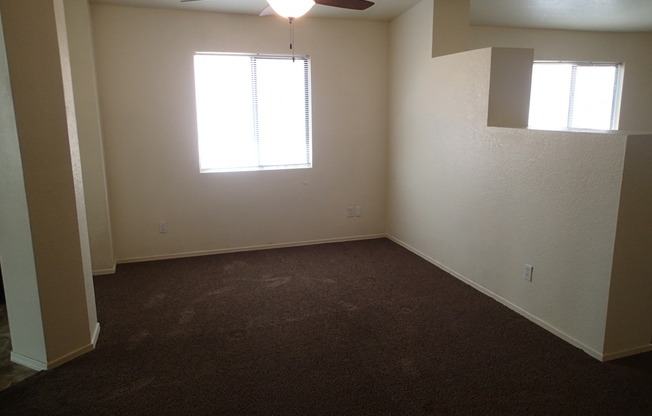 3 beds, 2 baths, $1,350