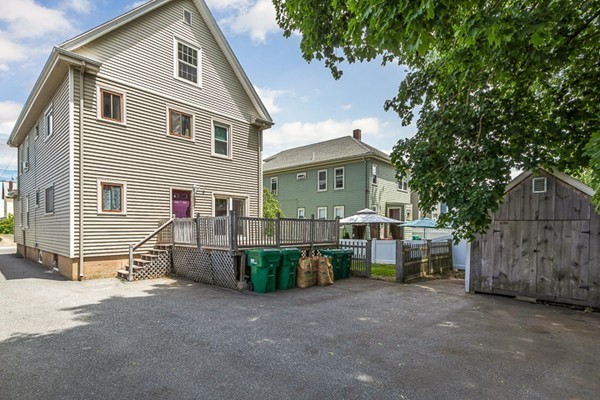 71 LAWRENCE ST