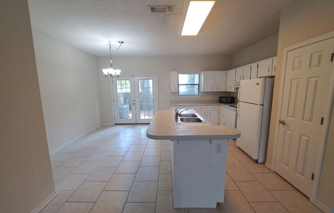 2 beds, 2.5 baths, 1,224 sqft, $1,395