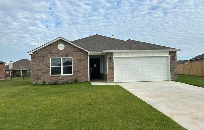 Brand New - 3 bed 2 bath 2 car garage