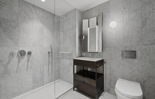 1 bed, 1 bath, 616 sqft, $6,300, Unit 19F