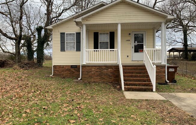 3 Bedroom, 2 Bathroom Home in High Point!