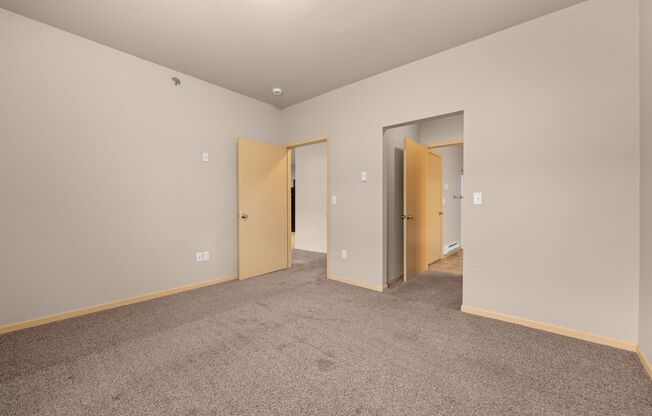 1 bed, 1 bath, 663 sqft, $1,135, Unit 3207-I