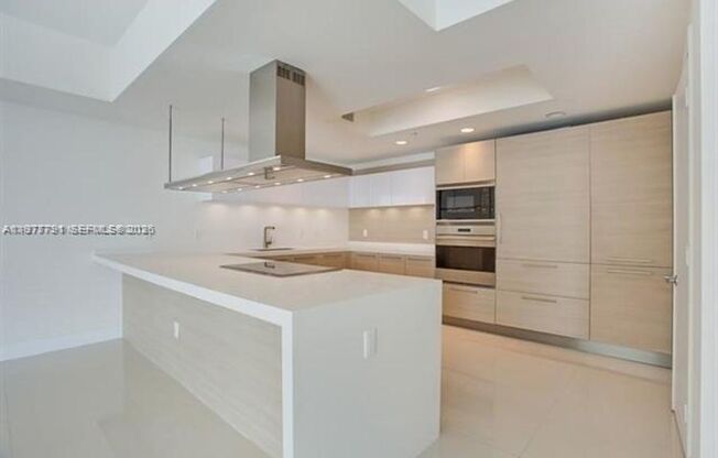 17301 Biscayne Blvd unit 1103 (A11977791)