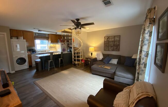 2 beds, 2 baths, $1,800