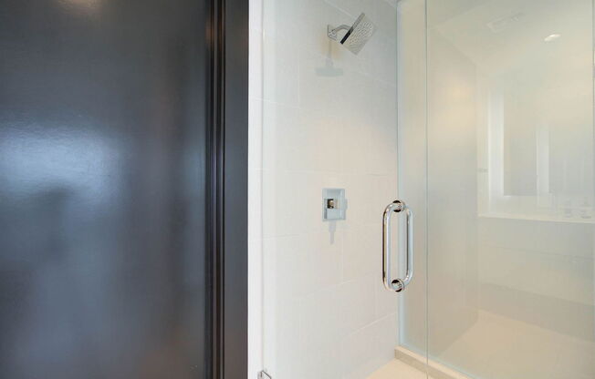 1 bed, 1 bath, 776 sqft, $3,000, Unit 2006