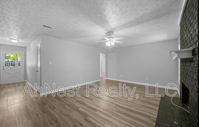 50 WOODLAND TRCE