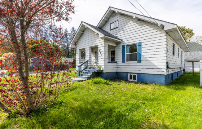 101 E MILLER AVE
