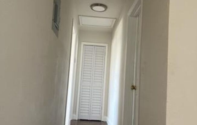 LARGE NEWLY RENOVATED 2 BEDROOM APARTMENTS