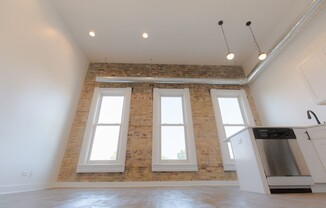 415 W N AVE