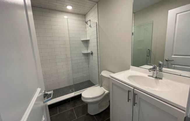 Studio, 1 bath, 345 sqft, $1,850, Unit 407