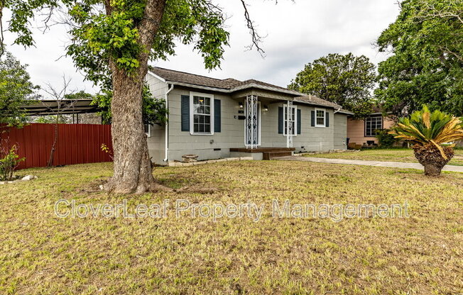 402 W WILDWOOD DR