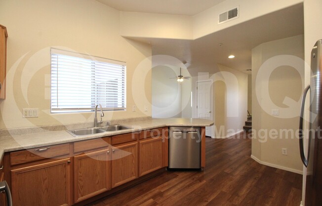 8078 W MARY JANE LN