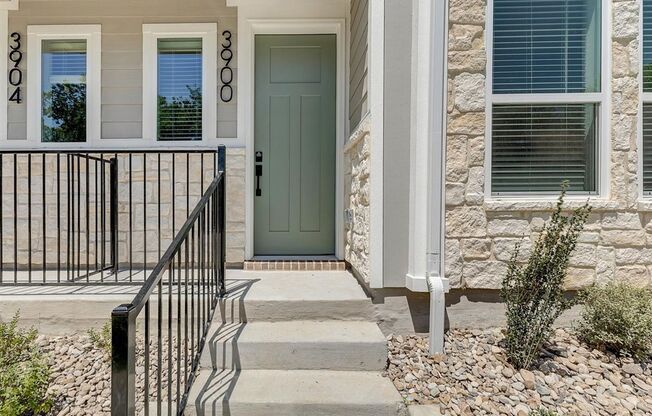 2 beds, 2.5 baths, 1,148 sqft, $1,850, Unit 4500 Colosseum Way