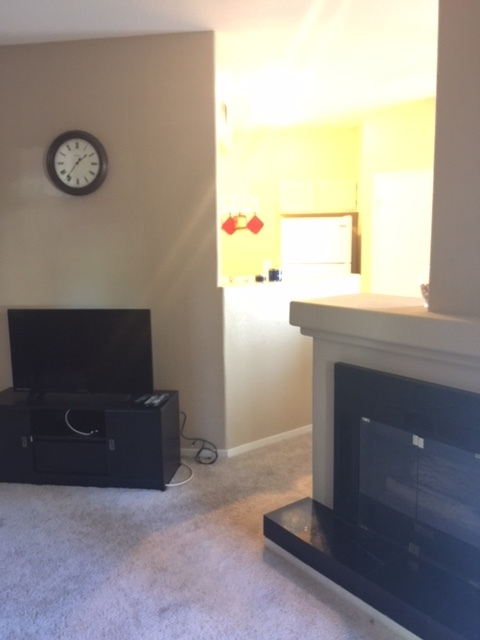 2 beds, 2 baths, $1,395, Unit #1033