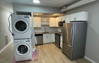 1416-1424 W Girard Ave
