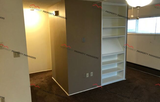 r281j Cedar Crest Apartments