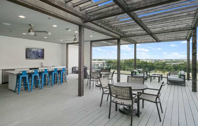 Outdoor catering area  at Windsor CityLine, Richardson, Texas