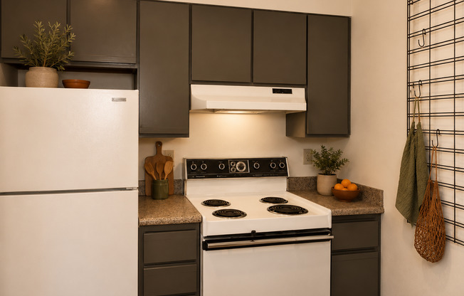 3 beds, 2 baths, 1,195 sqft, $3,553, Unit 306
