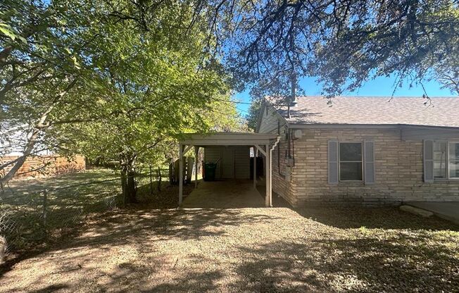 Charming 3 Bedroom 2 Bath in Historic Belton Tx