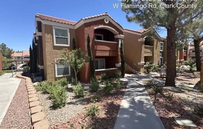 1 Bedroom Condo on First Floor!