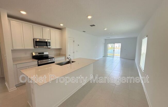 1118 BELLE ISLE LN