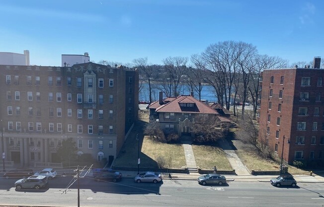 1 bed, 1 bath, 663 sqft, $2,700, Unit 408
