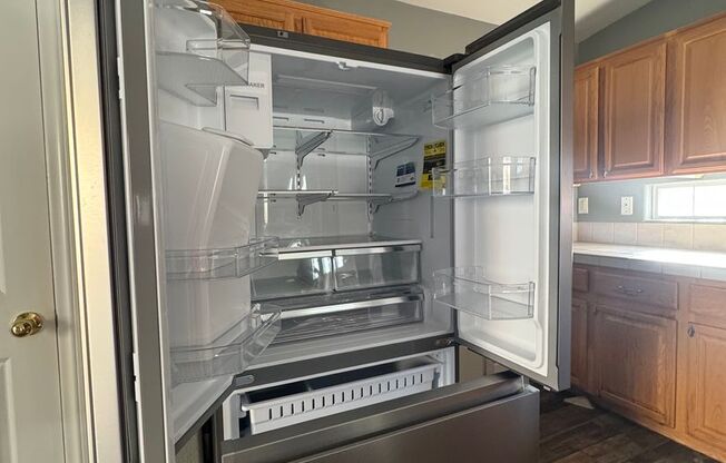 3 beds, 2 baths, $2,200