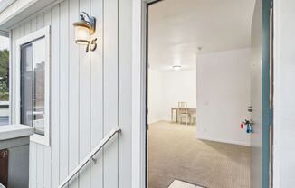 Upstairs 1 bedroom condo now available at Cypress Park