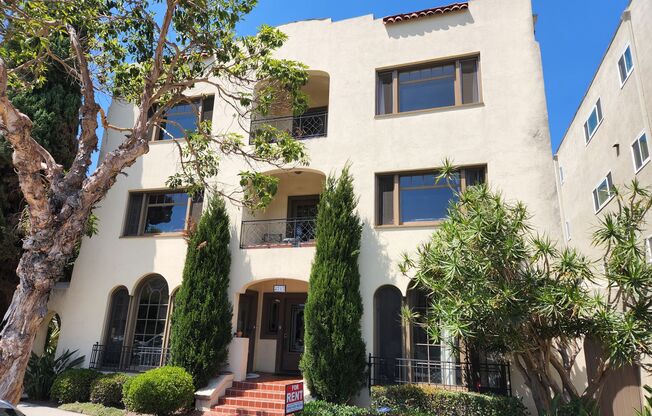 3717 E. 2nd Street, Long Beach, CA 90803