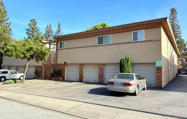 3716 &amp; 3726 Poinciana Drive
