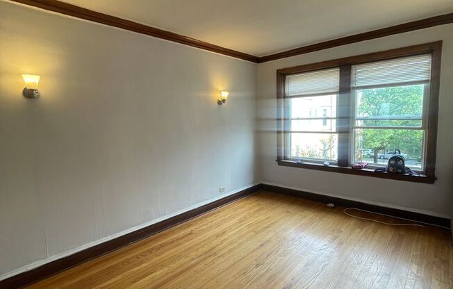 Studio, 1 bath, 600 sqft, $1,350, Unit 4828-2E