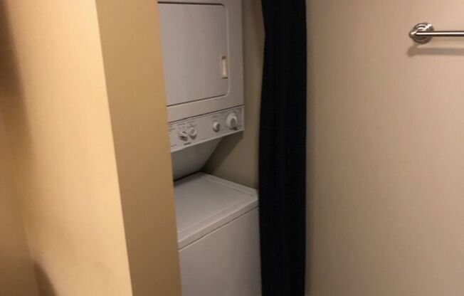 2 beds, 1 bath, 1,054 sqft, $1,825, Unit 202