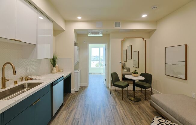 1 bed, 1 bath, 459 sqft, $2,289