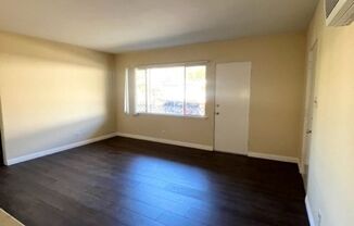 1 bed, 1 bath, $1,800, Unit 18