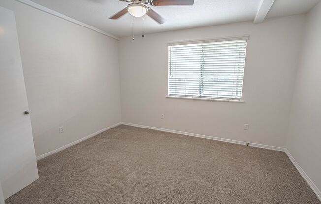 4 beds, 2 baths, $4,100