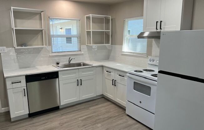 1513 Panhandle