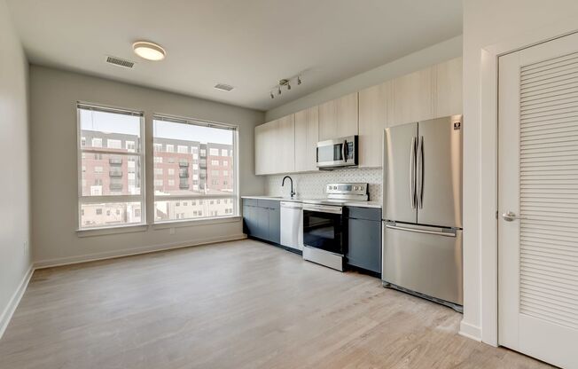 1 bed, 1 bath, 500 sqft, $1,350, Unit 306