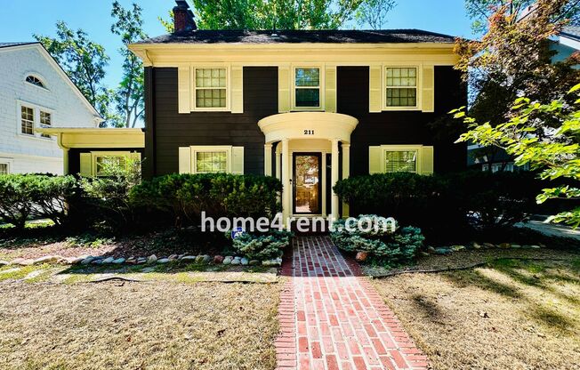 Charming Dutch Colonial in Brookside w/ an Updated Kitchen, Wood Floors, Fenced Yard and a Finished Third Floor!