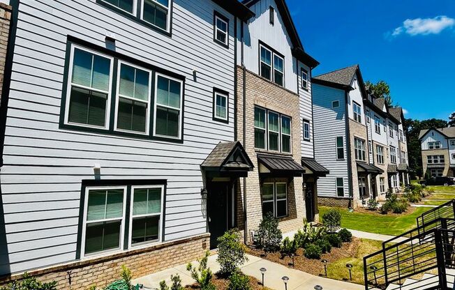 Beautiful 4BR Townhouse in Ballantyne