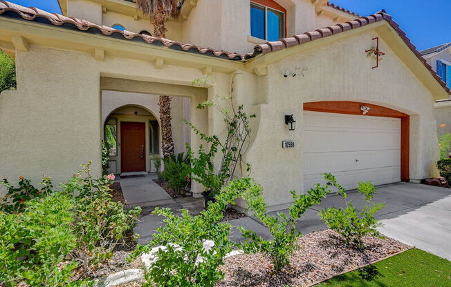 10588 ISOLA BELLA ST